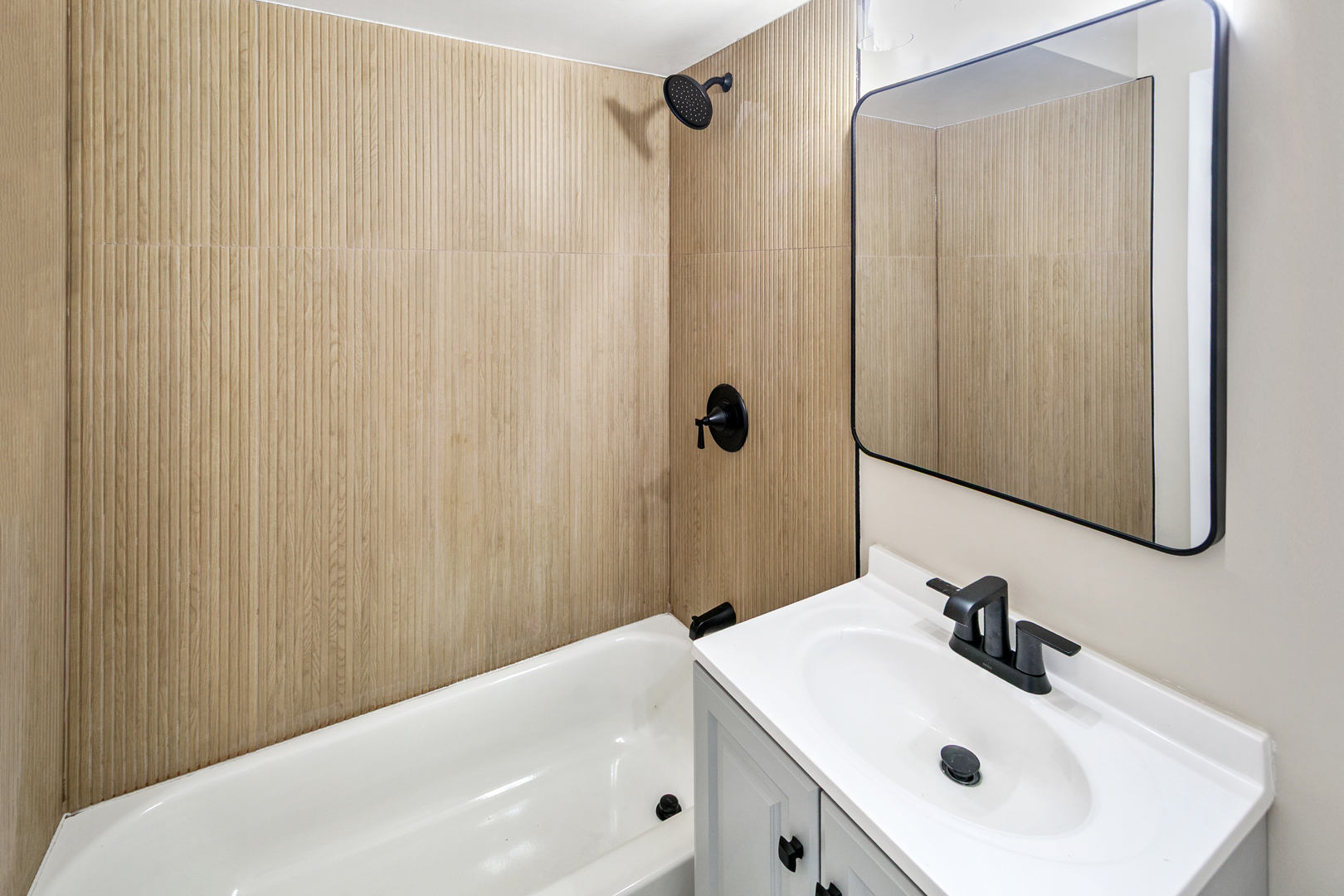 145 Walton Street Property Photo 11