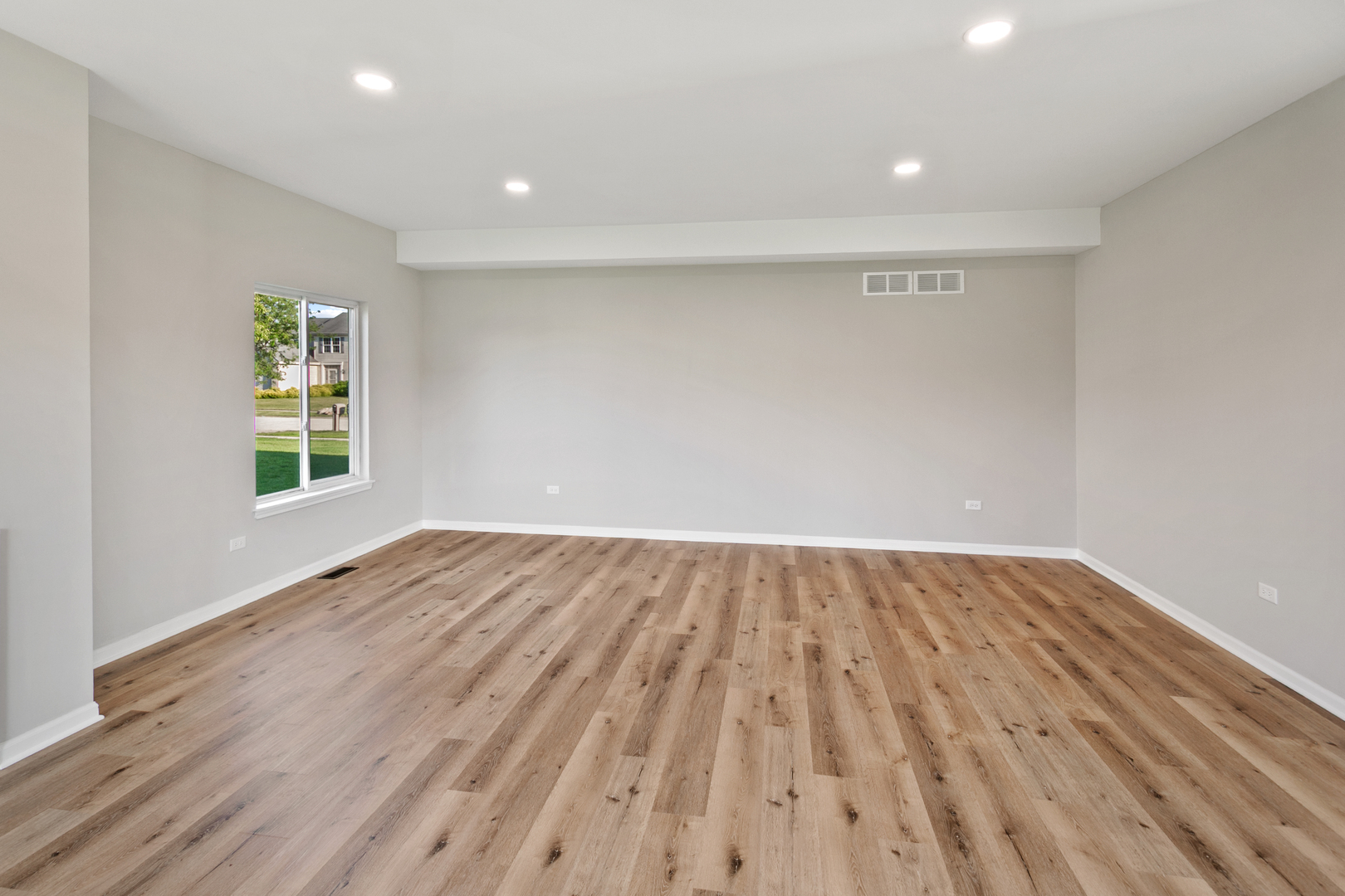 731 Bobwhite Lane Property Photo 8
