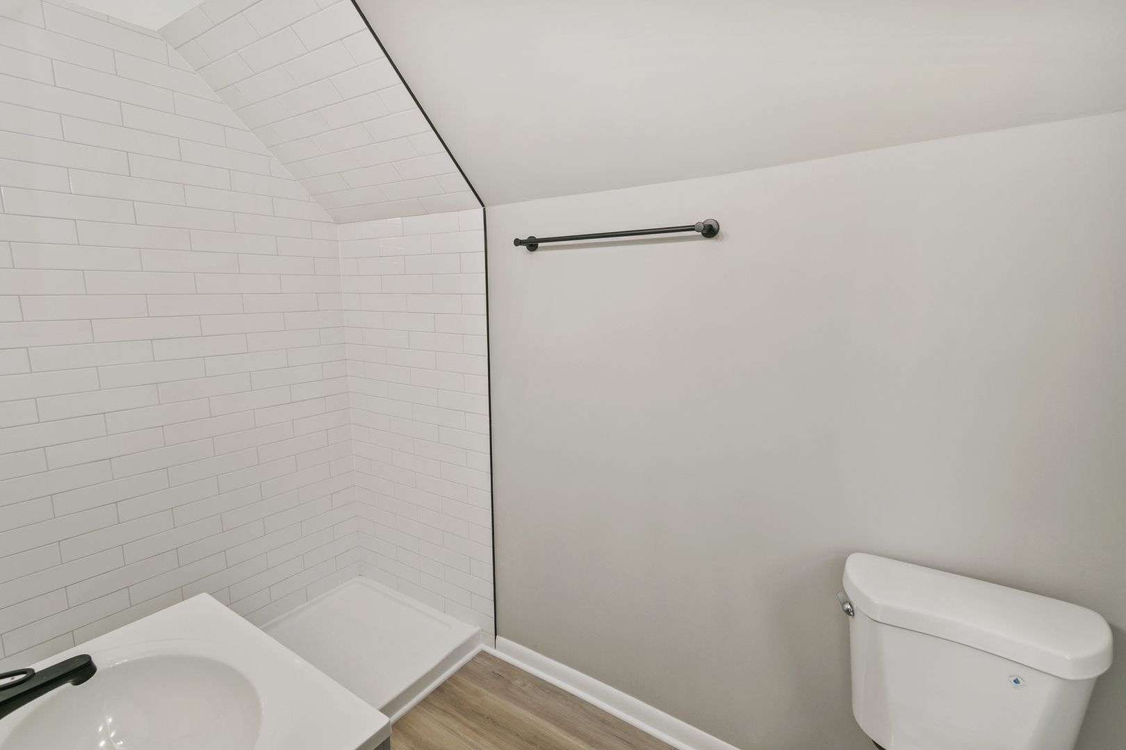 18415 Morris Avenue Property Photo 12