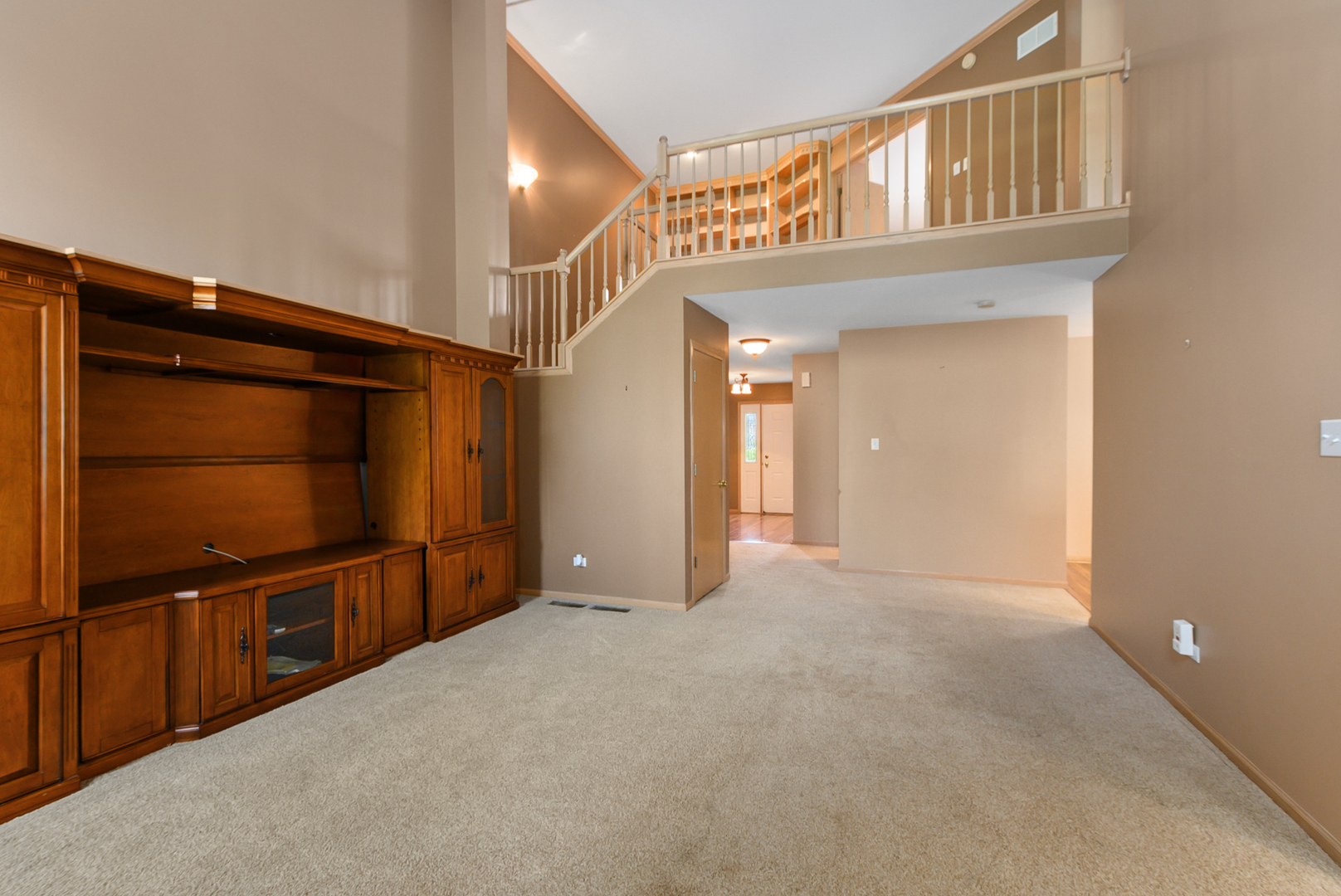 17714 Mayher Drive Property Photo 2