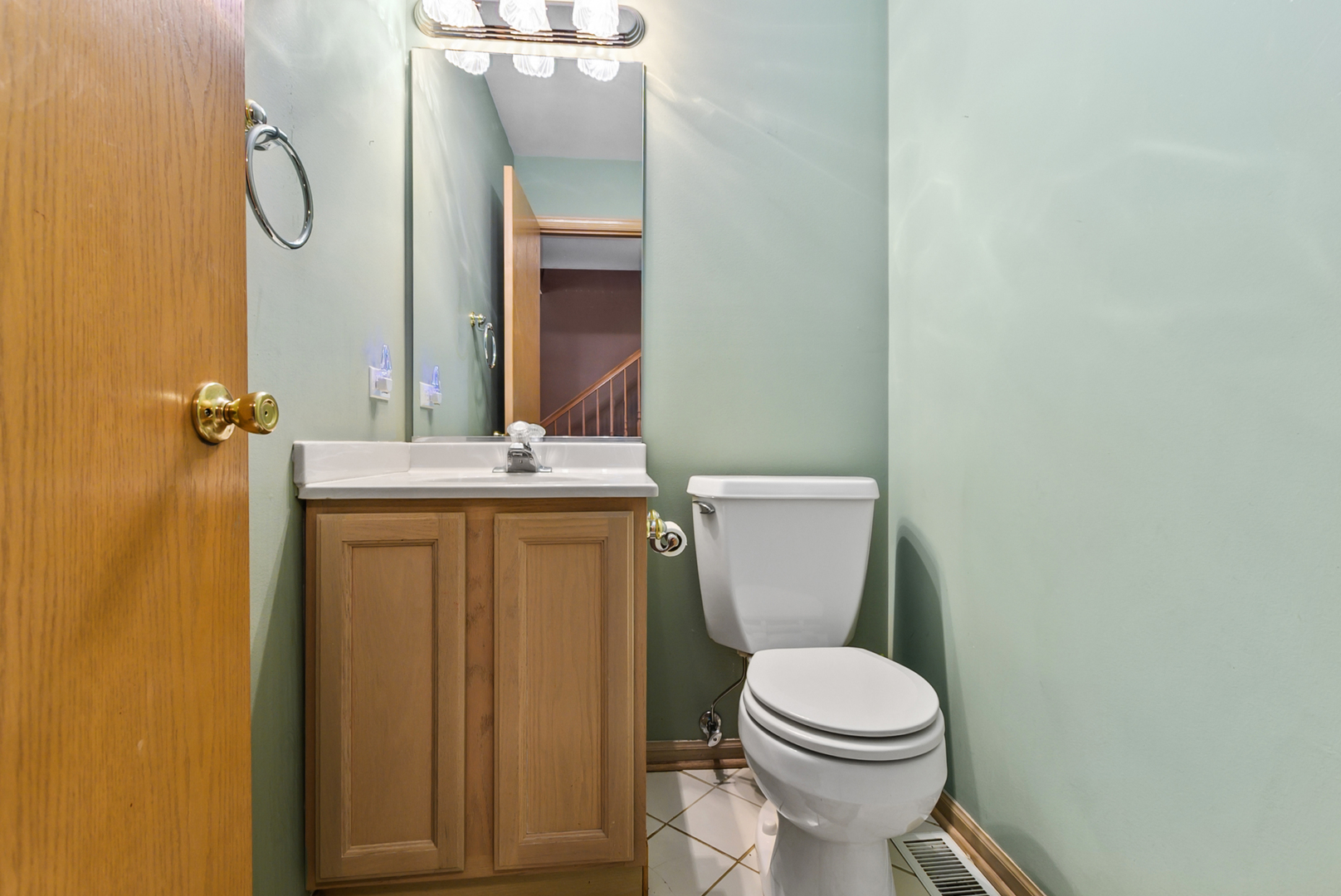 17714 Mayher Drive Property Photo 9