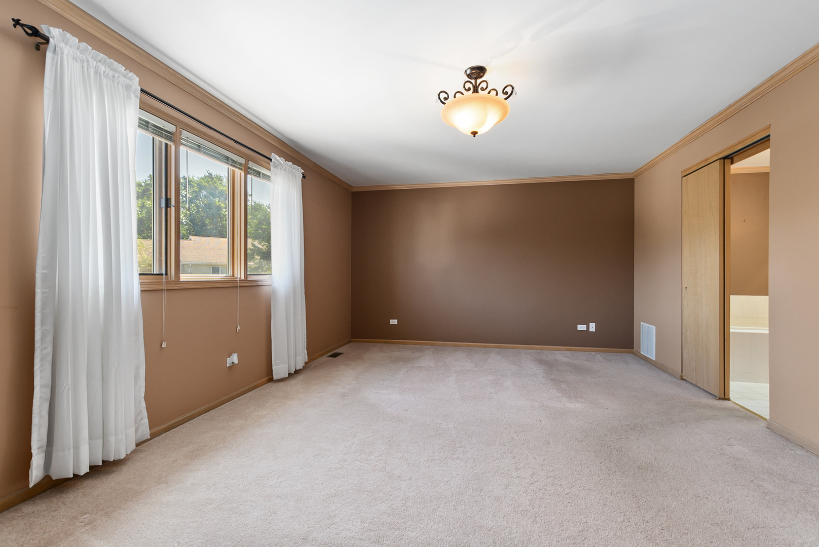17714 Mayher Drive Property Photo 11
