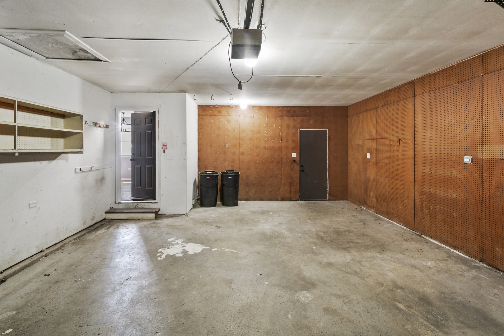 6151 Victoria Drive Property Photo 16