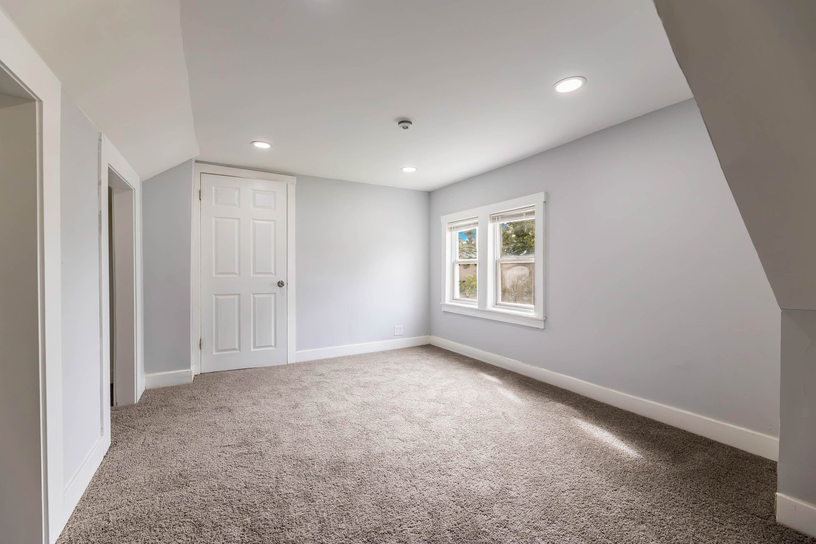 6438 S Hoyne Avenue Property Photo 13