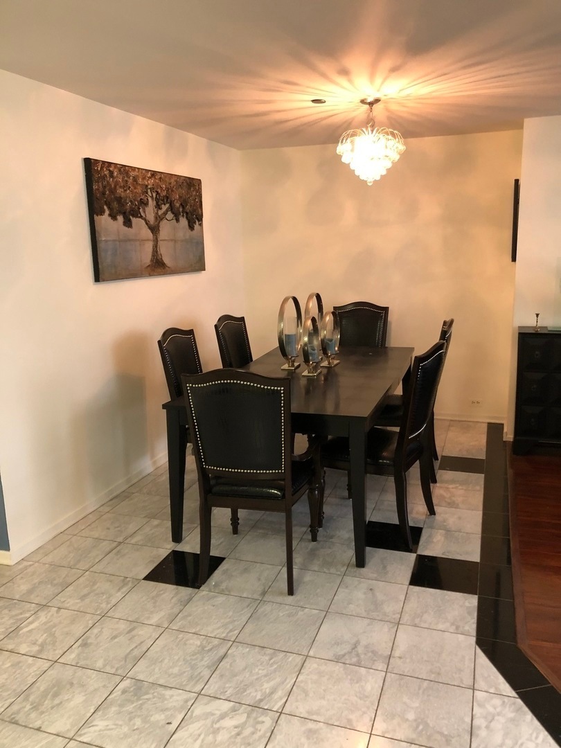 680 N Lake Shore Drive 1509 Property Photo 6