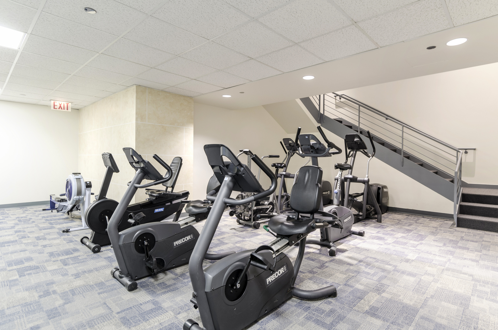 680 N Lake Shore Drive 1509 Property Photo 16