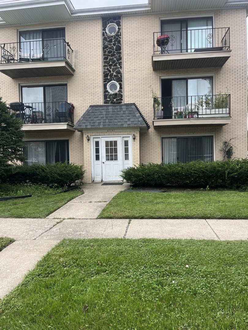 6151 Marshall Avenue 1w Property Photo 10