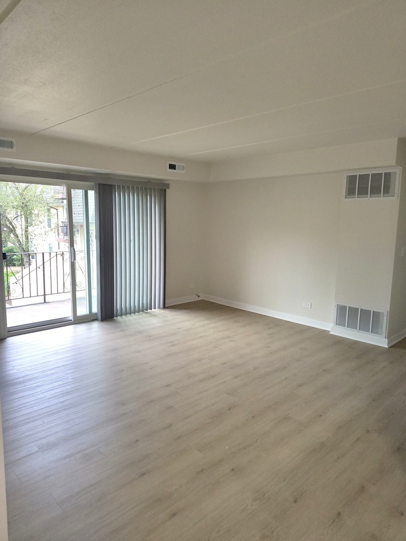 12736635 Property Photo 6
