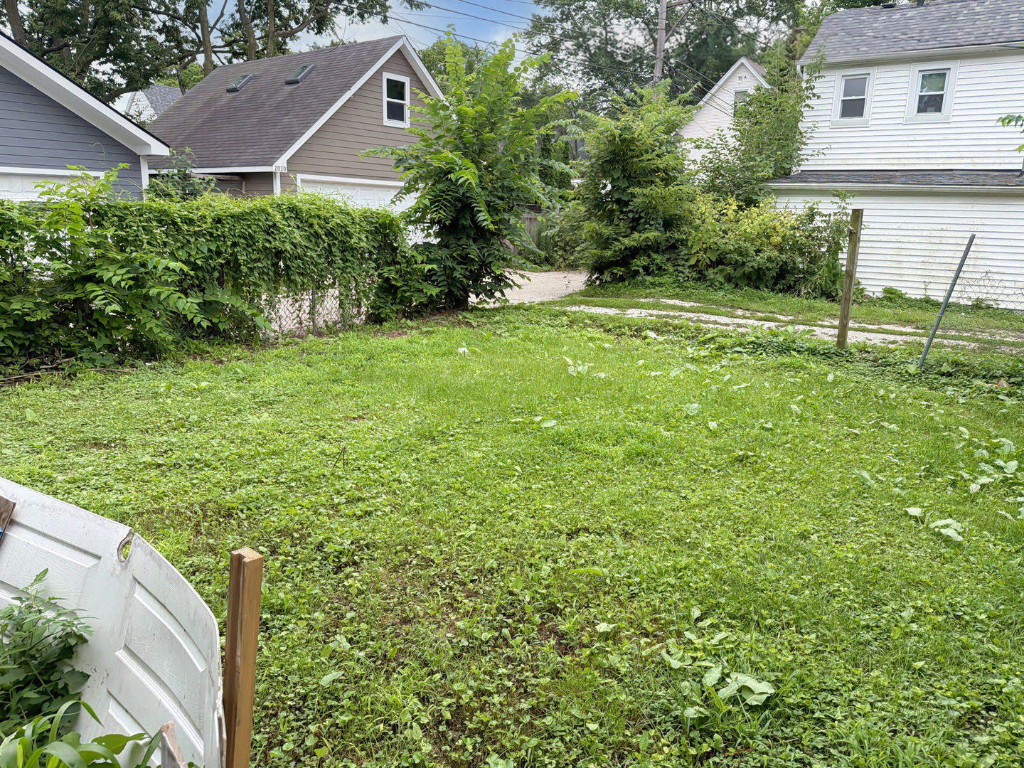 2025 Dodge Avenue Property Photo 10