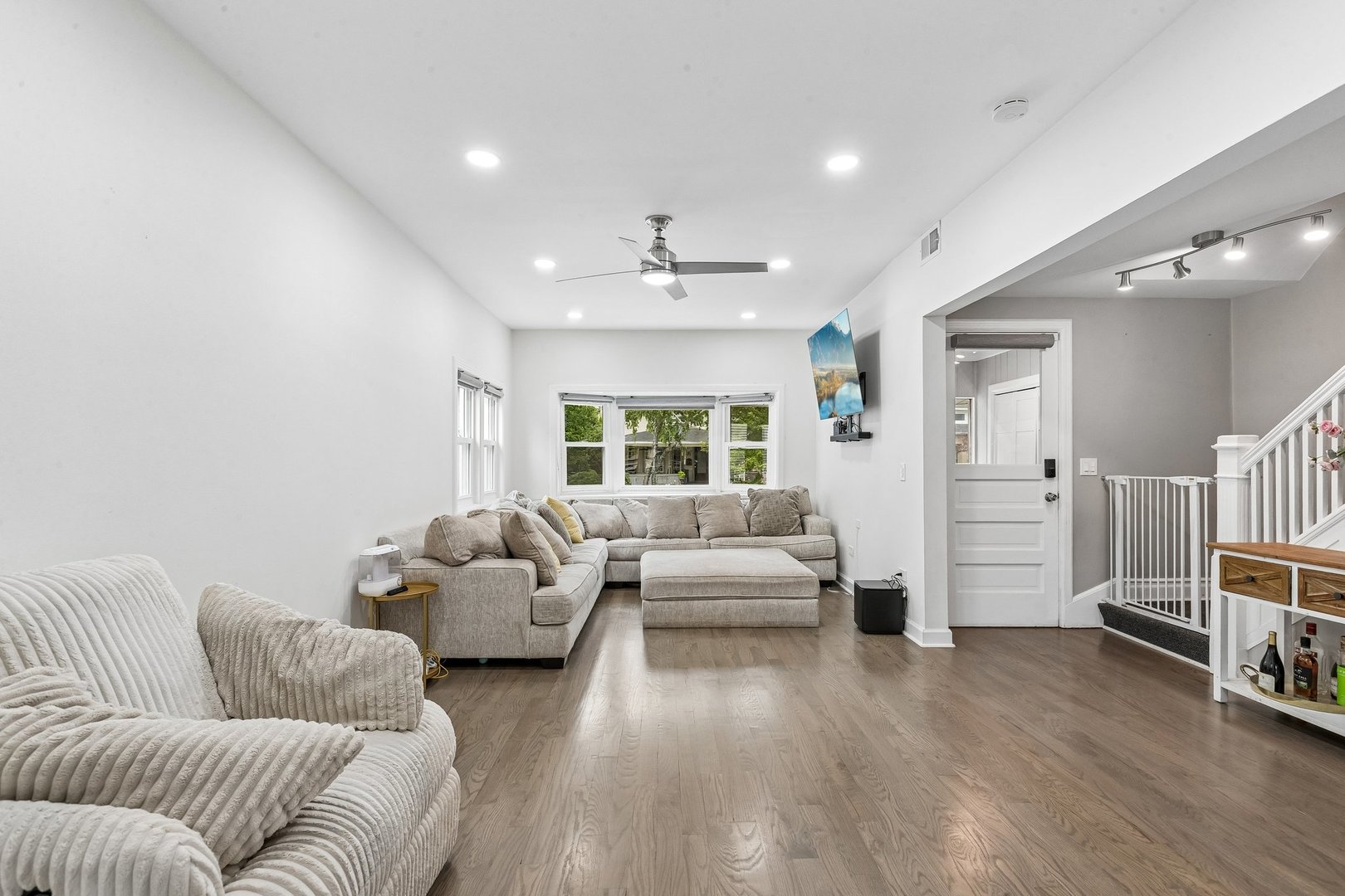1040 Dunlop Avenue Property Photo 6