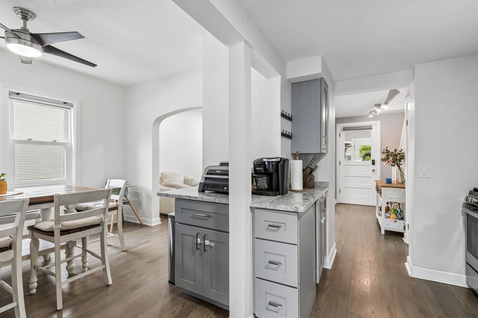 1040 Dunlop Avenue Property Photo 8
