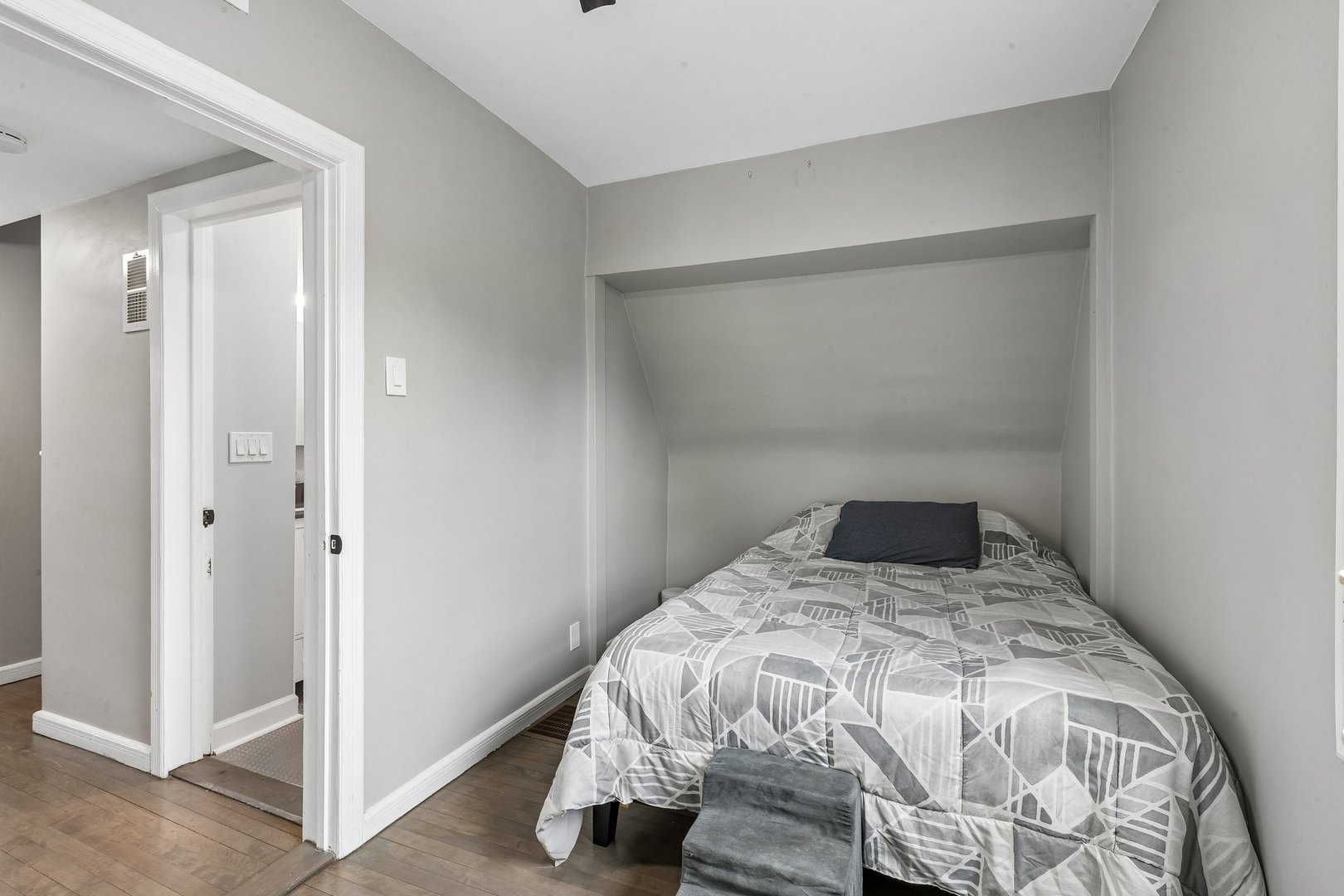 1040 Dunlop Avenue Property Photo 23