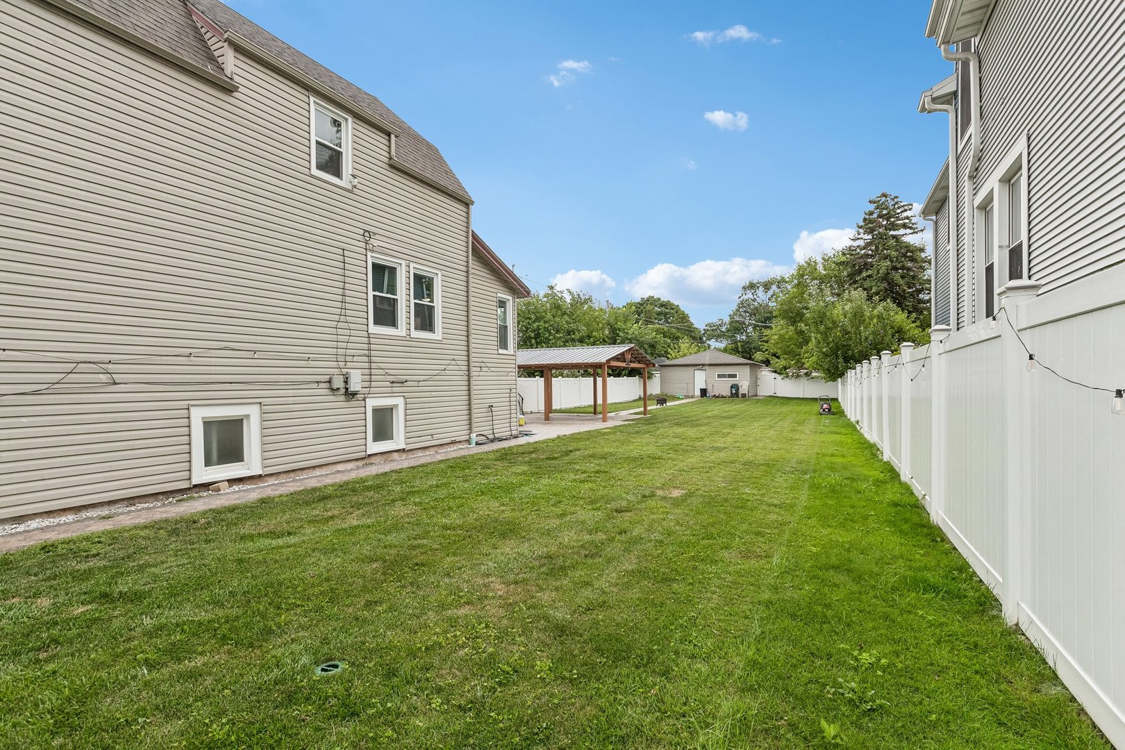 1040 Dunlop Avenue Property Photo 34