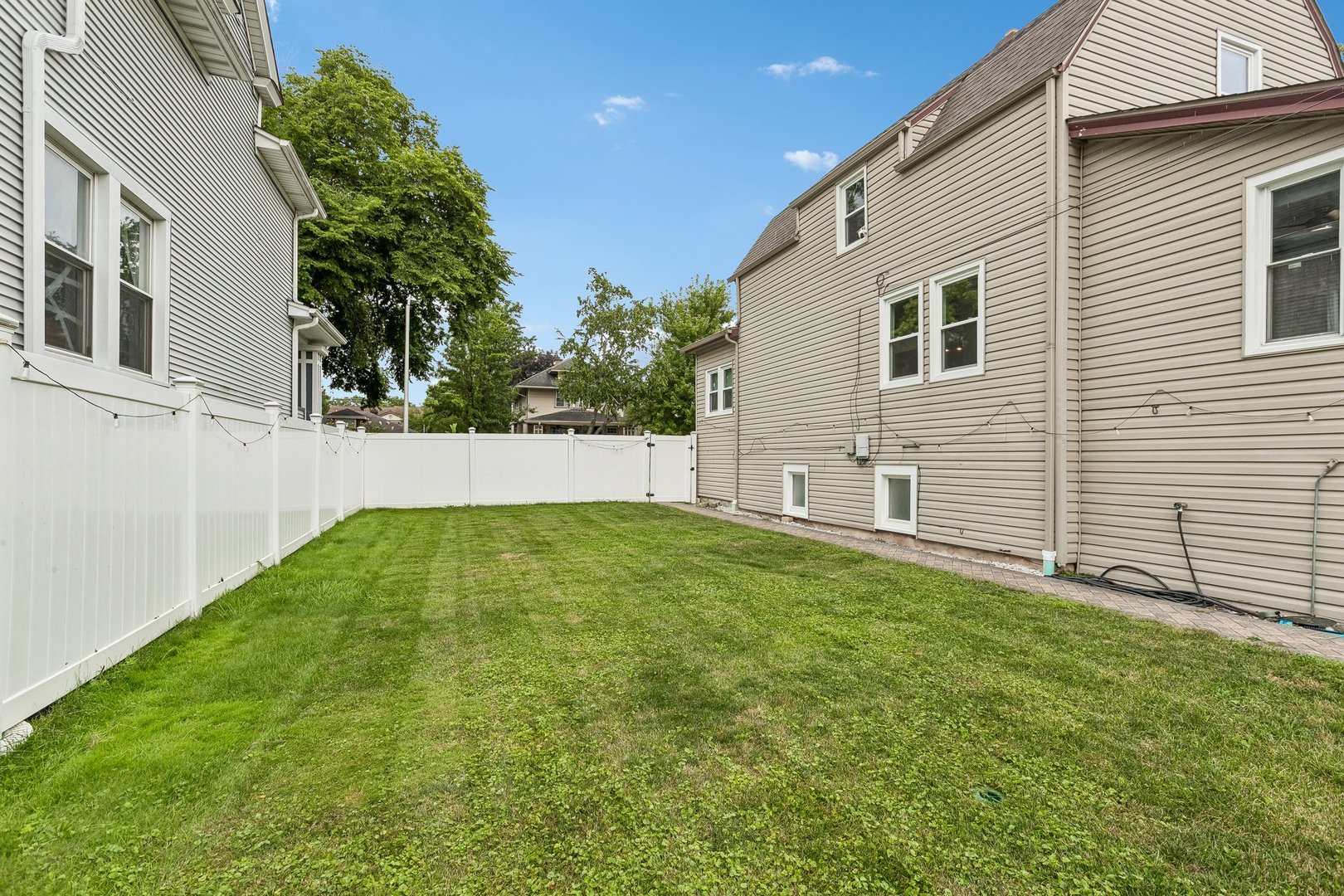 1040 Dunlop Avenue Property Photo 35
