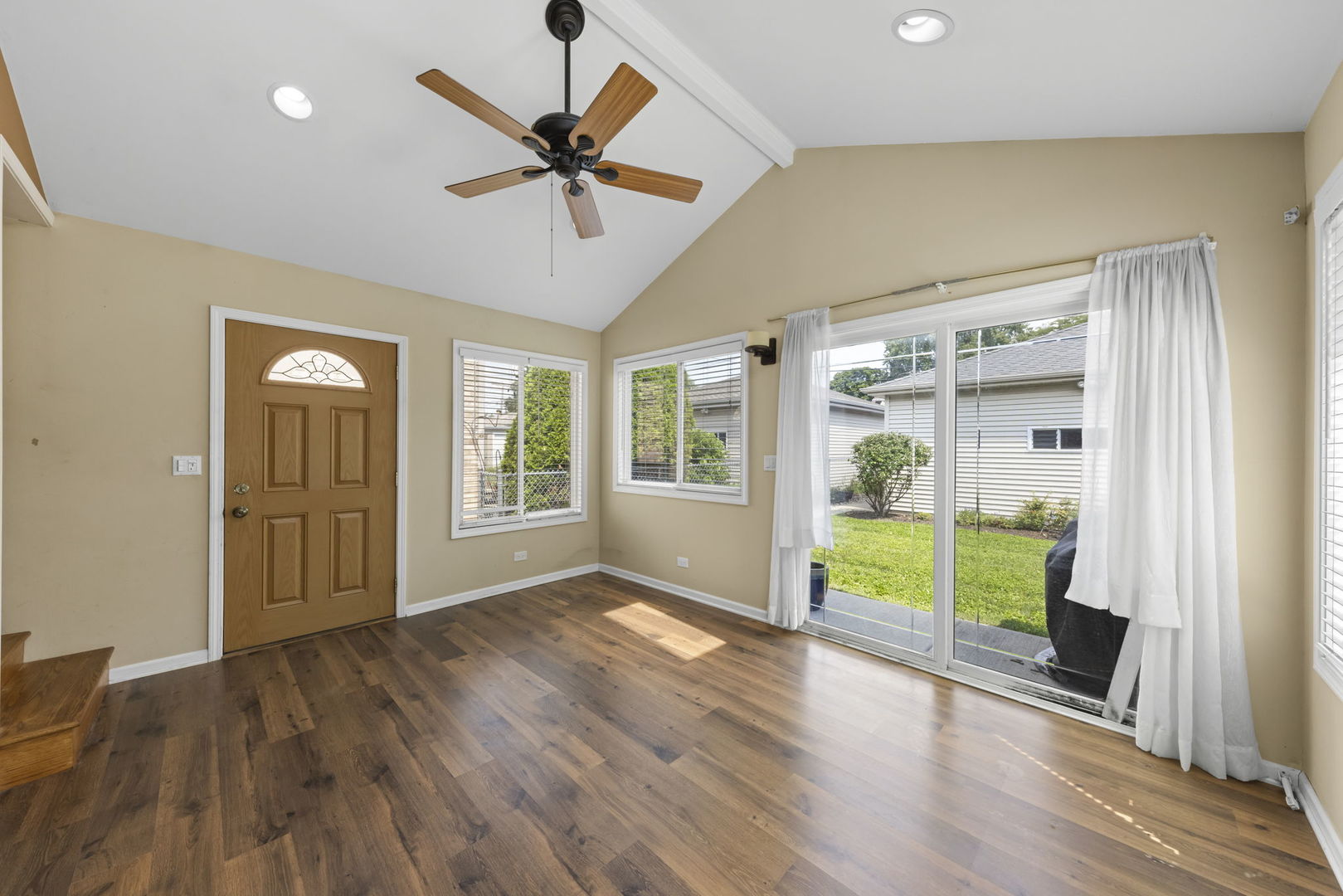 2353 Hainsworth Avenue Property Photo 10