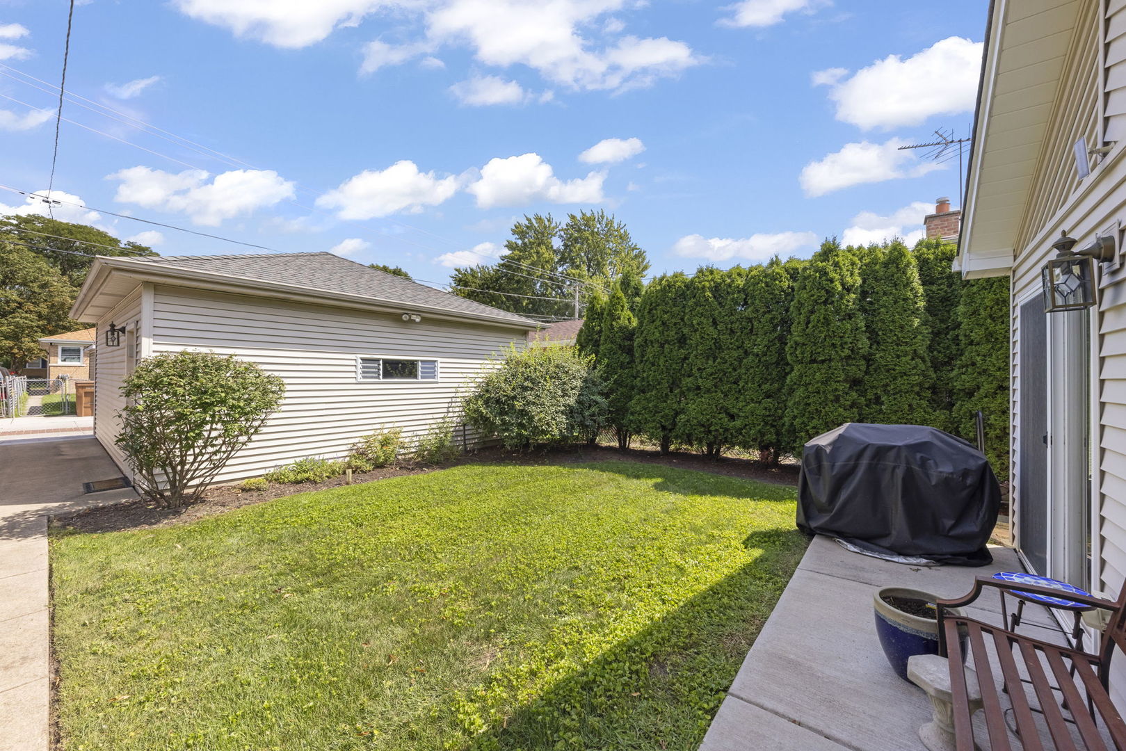 2353 Hainsworth Avenue Property Photo 18