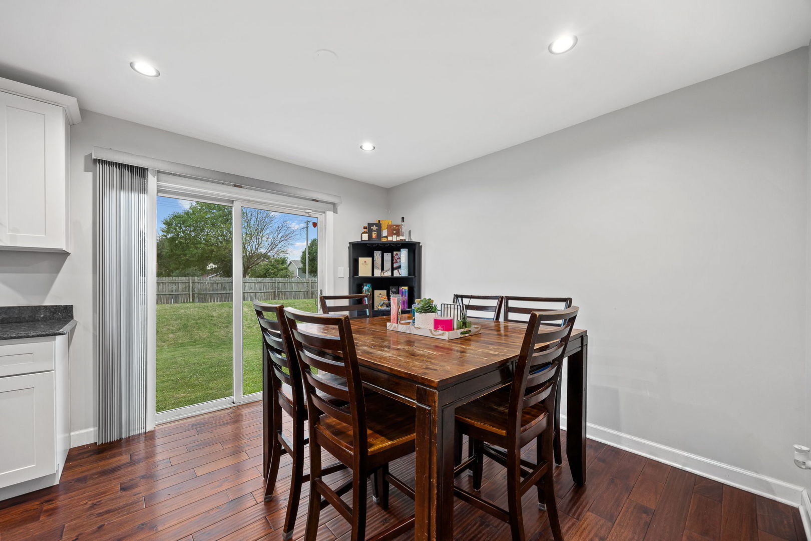 1303 Idabright Drive Property Photo 9