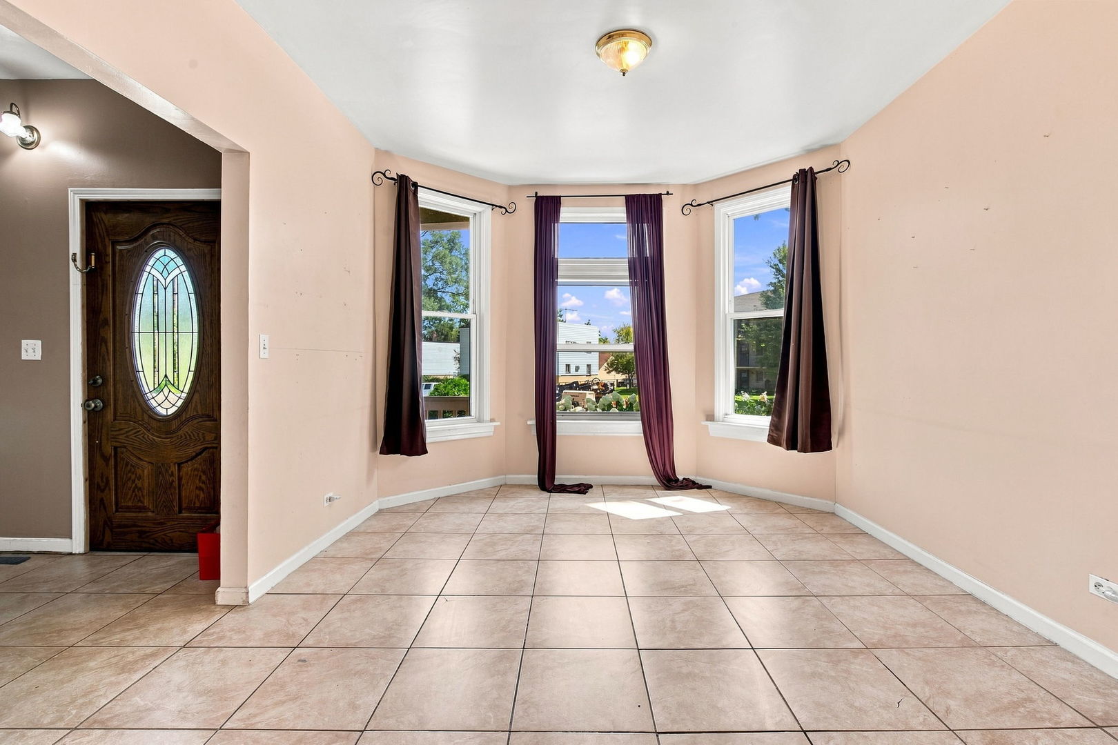 2134 Grove Avenue Property Photo 6