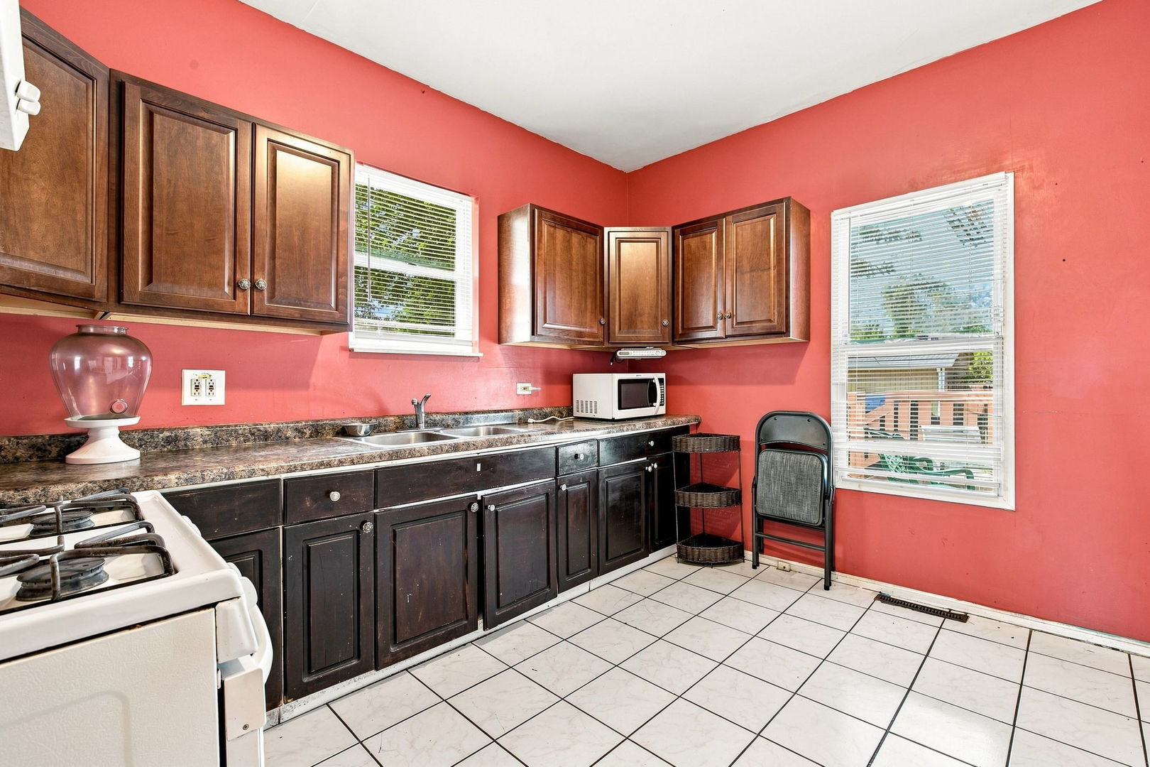 2134 Grove Avenue Property Photo 13