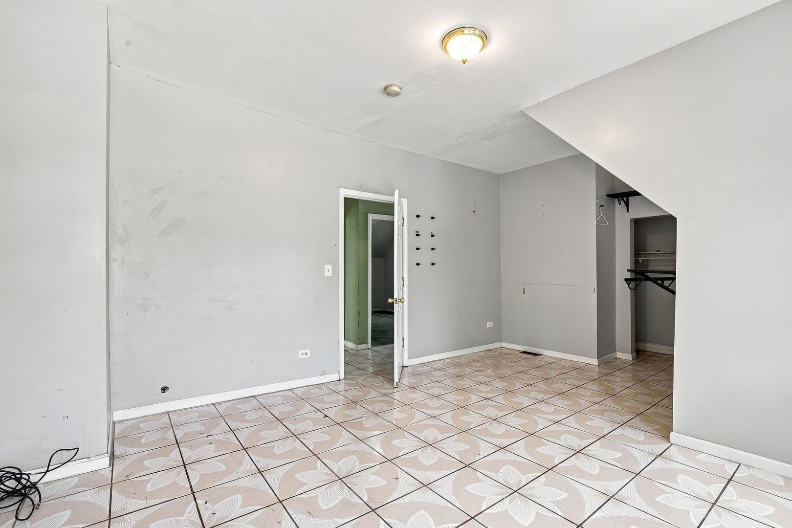 2134 Grove Avenue Property Photo 23
