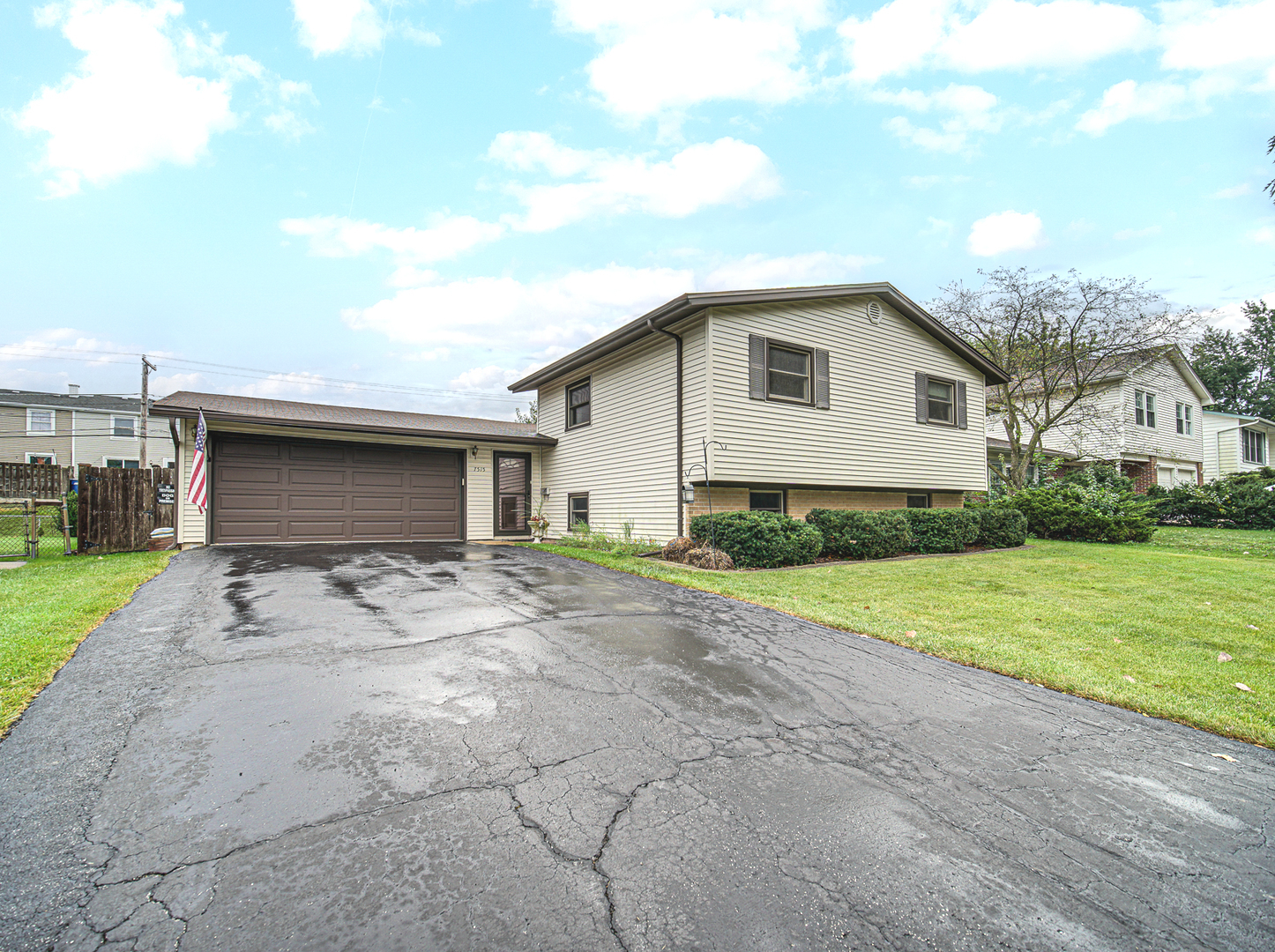 7515 Northway Drive Property Photo 1