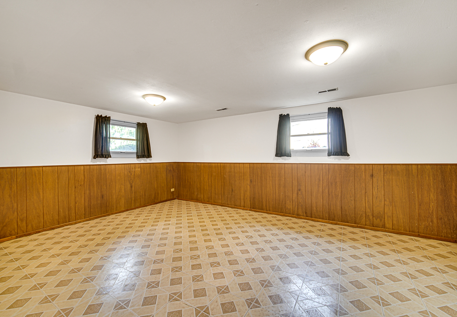 7515 Northway Drive Property Photo 18
