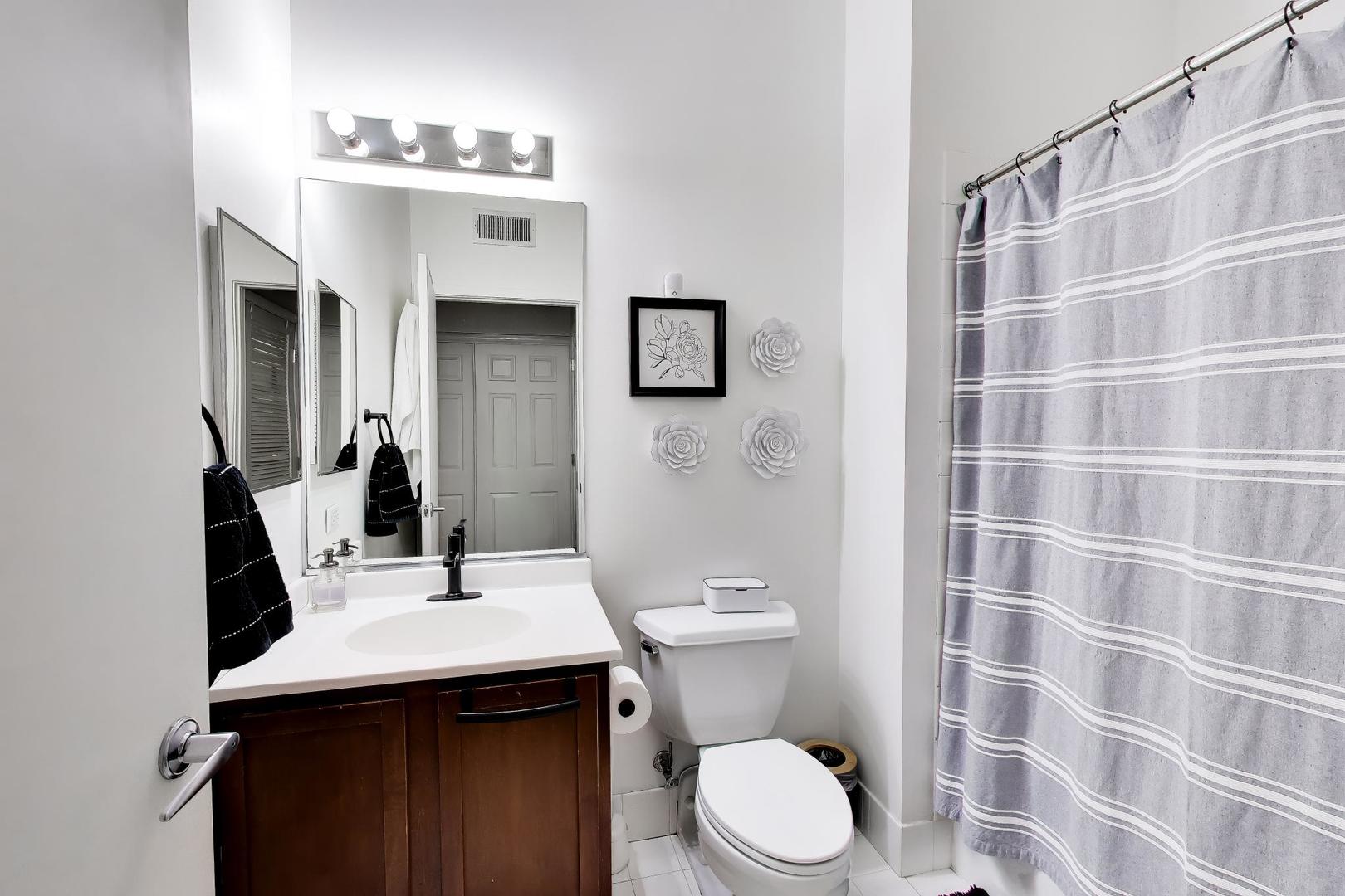 2323 W Pershing Road 609 Property Photo 23