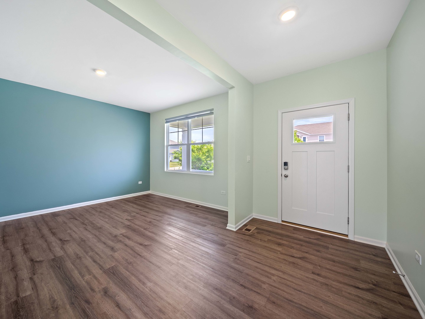 759 Kentshire Circle Property Photo 6