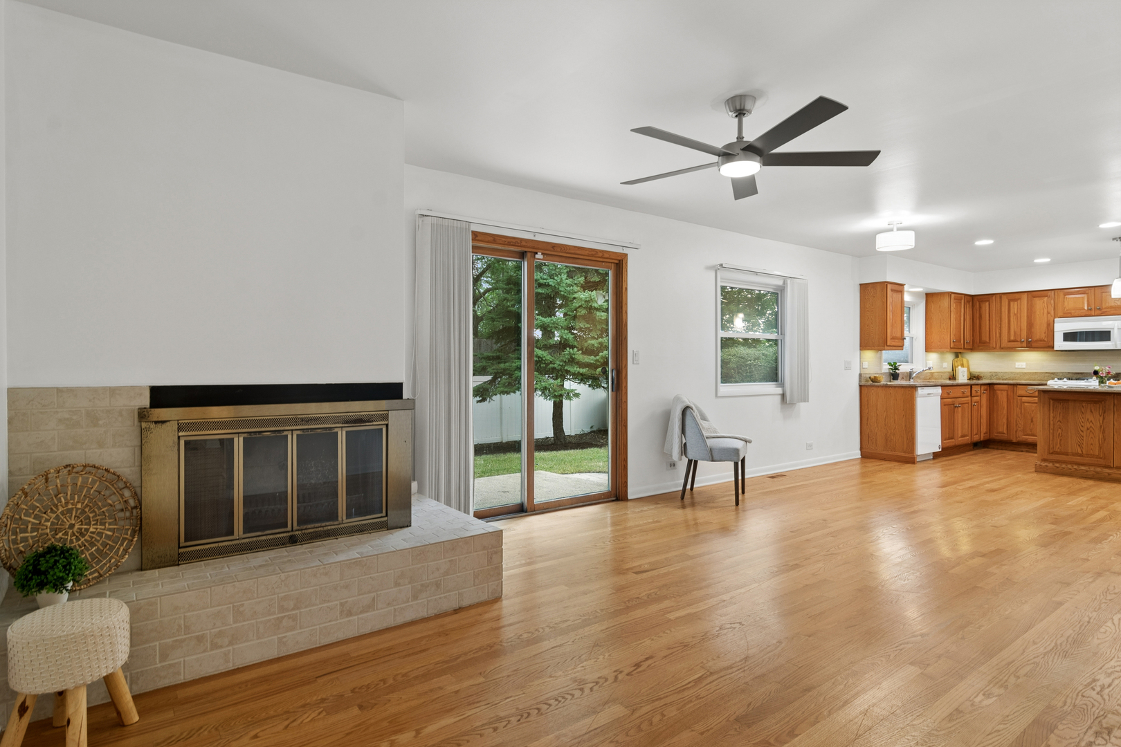 574 Bristol Lane Property Photo 11