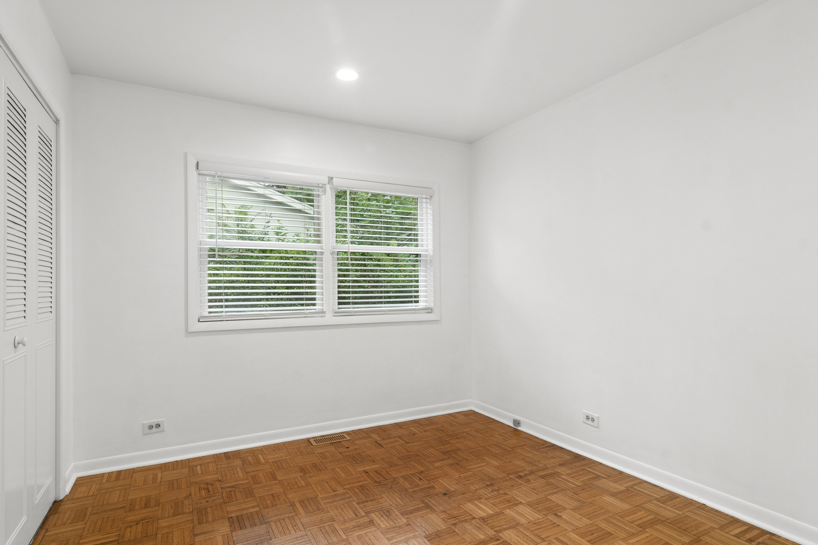 574 Bristol Lane Property Photo 17