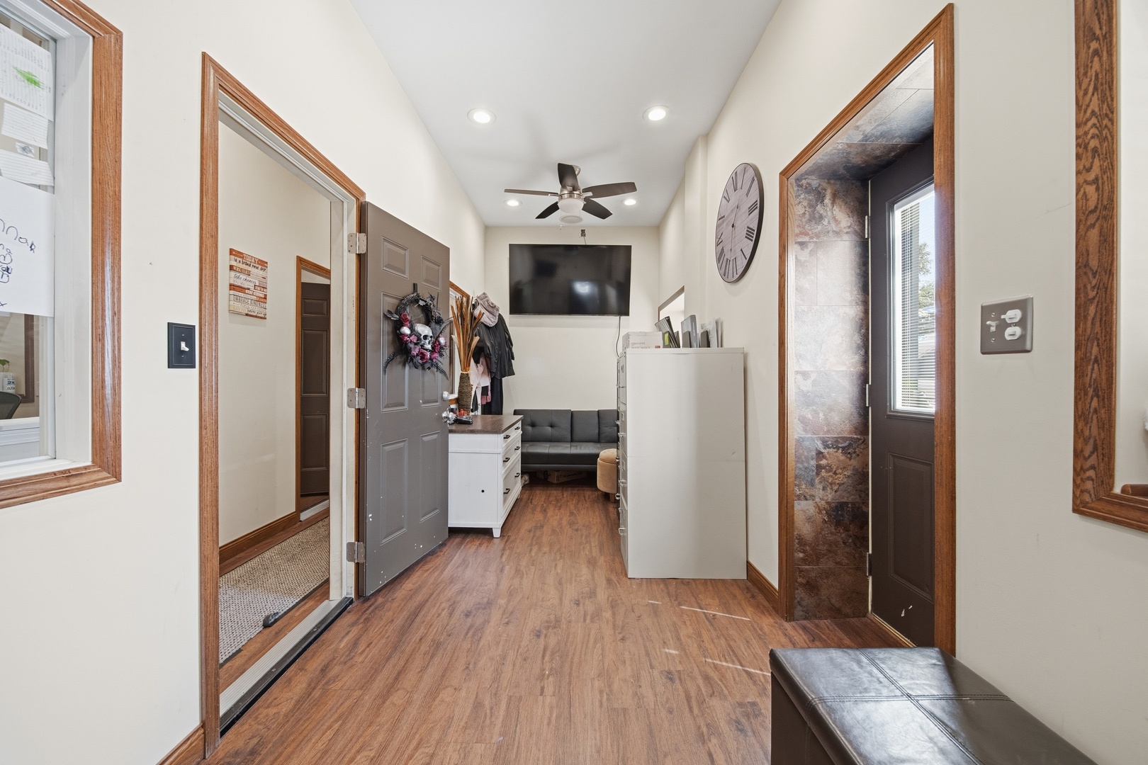 7419 S Western Avenue Property Photo 14