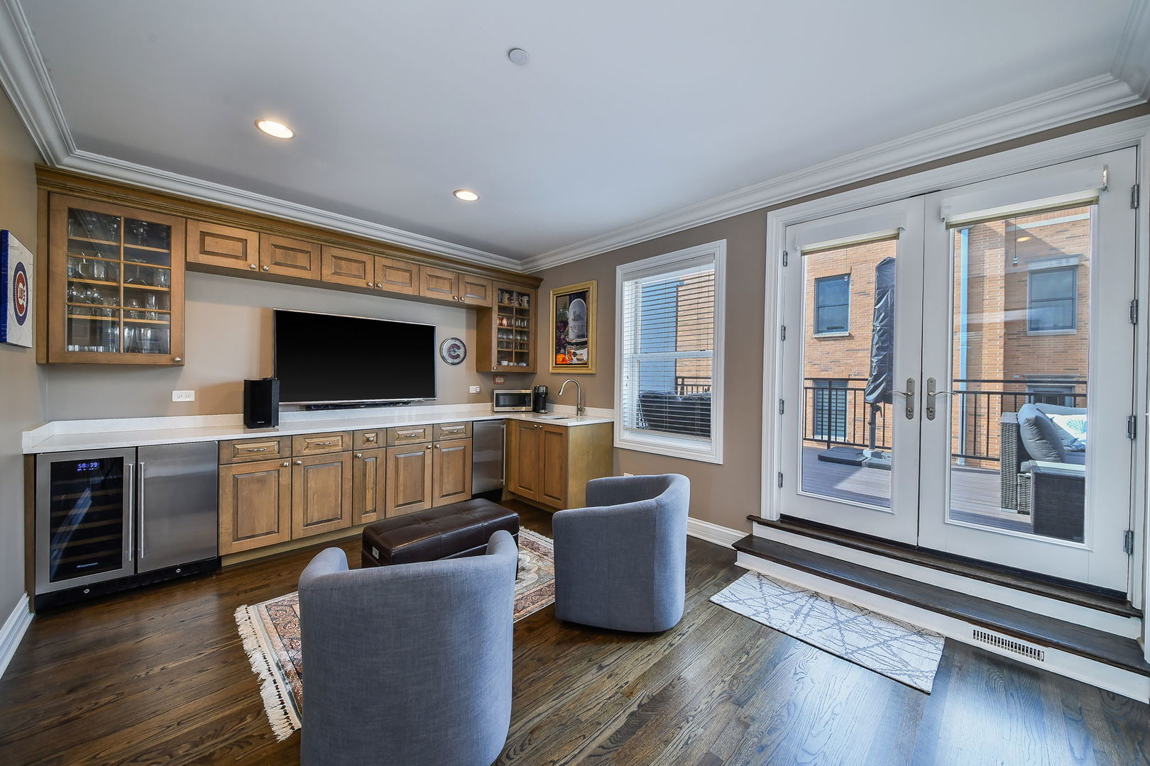 460 Pennsylvania Avenue B Property Photo 23