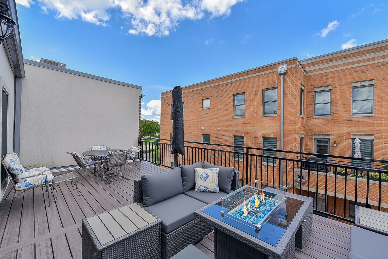 460 Pennsylvania Avenue B Property Photo 26