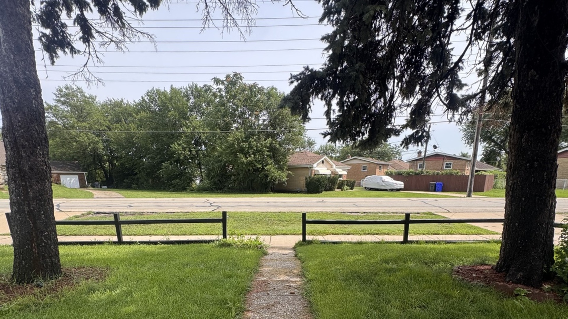 8718 Plainfield Road Property Photo 9