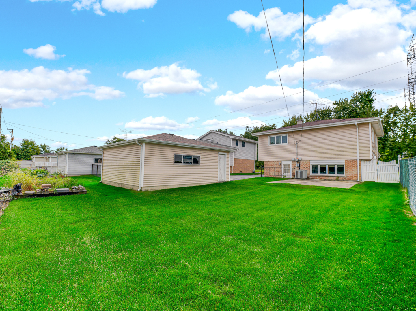 5448 139th Street Property Photo 4