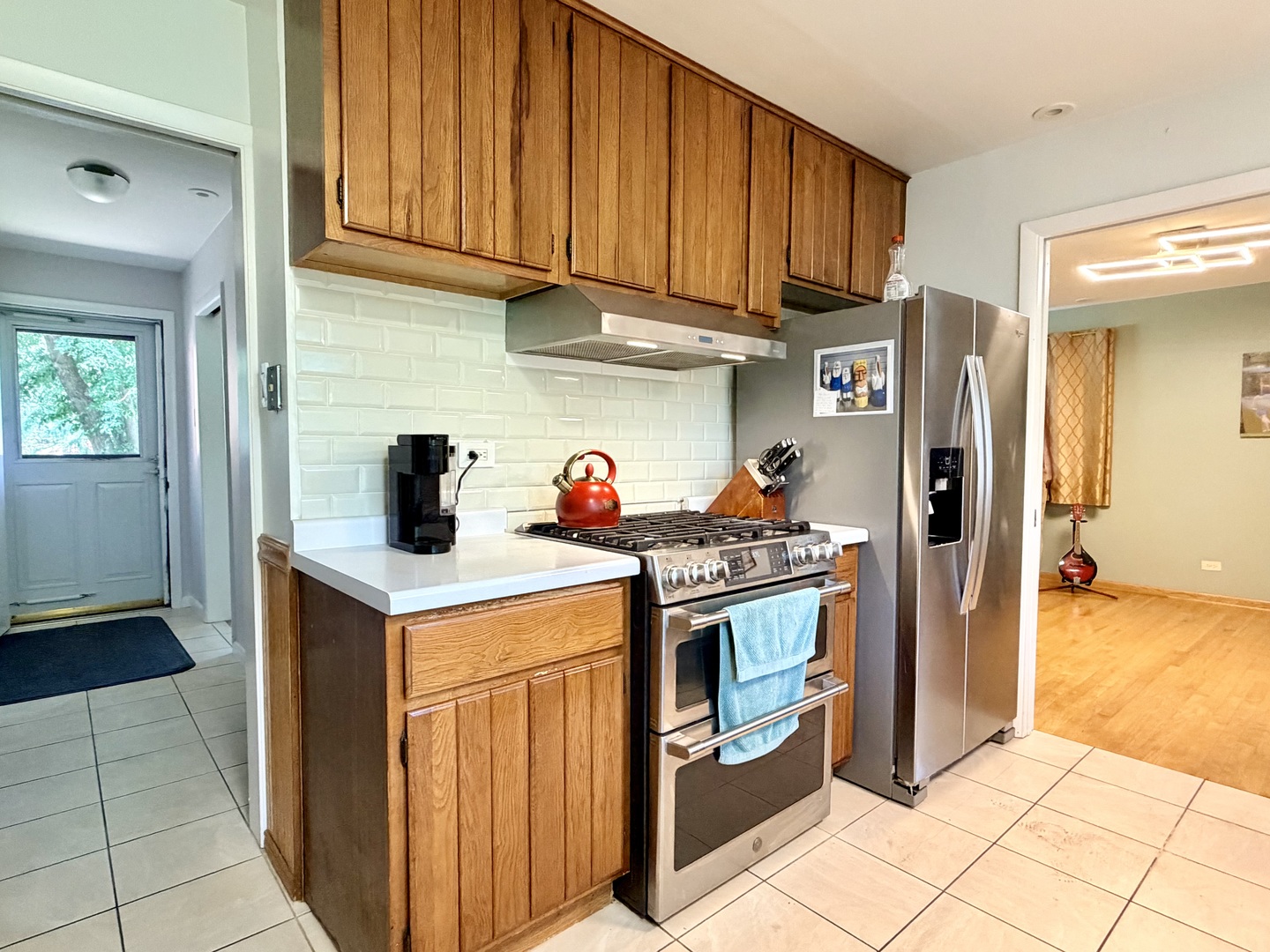 926 Valley Road Property Photo 12