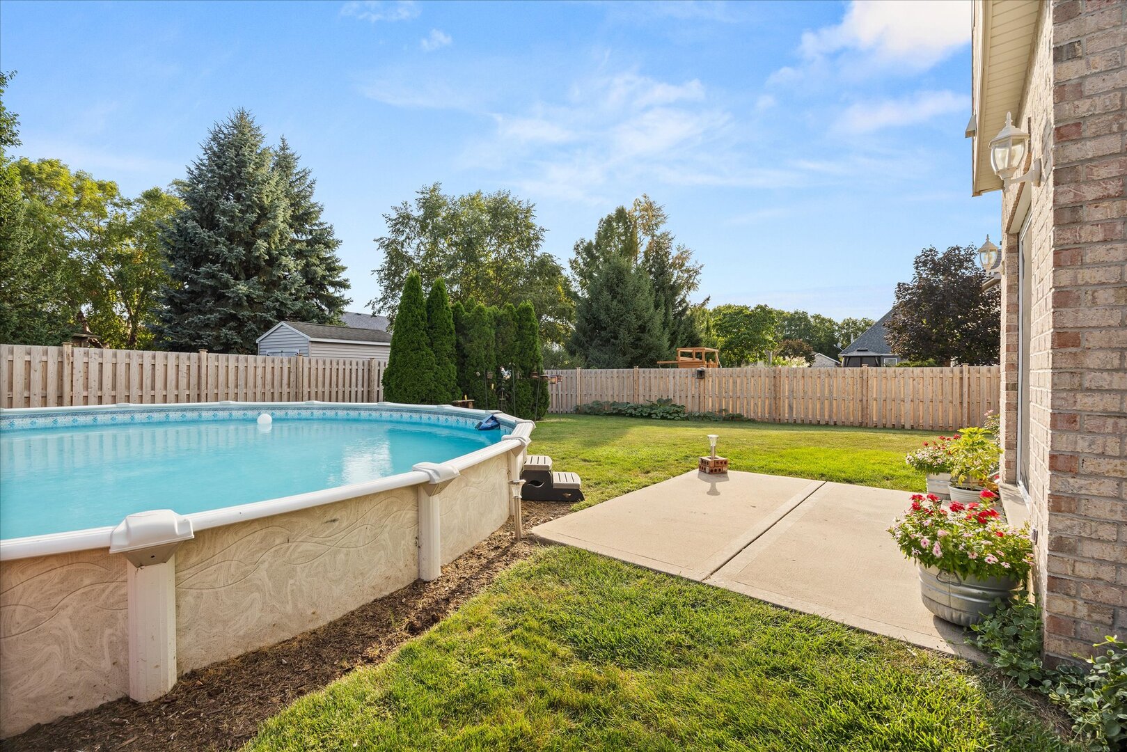 1716 Kingtree Drive Property Photo 36