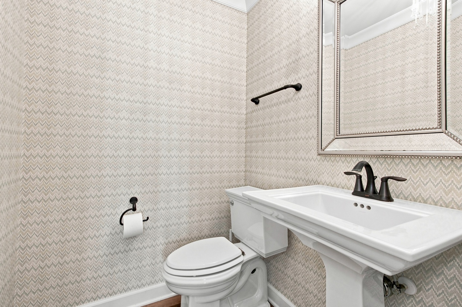 4118 Calder Lane Property Photo 12