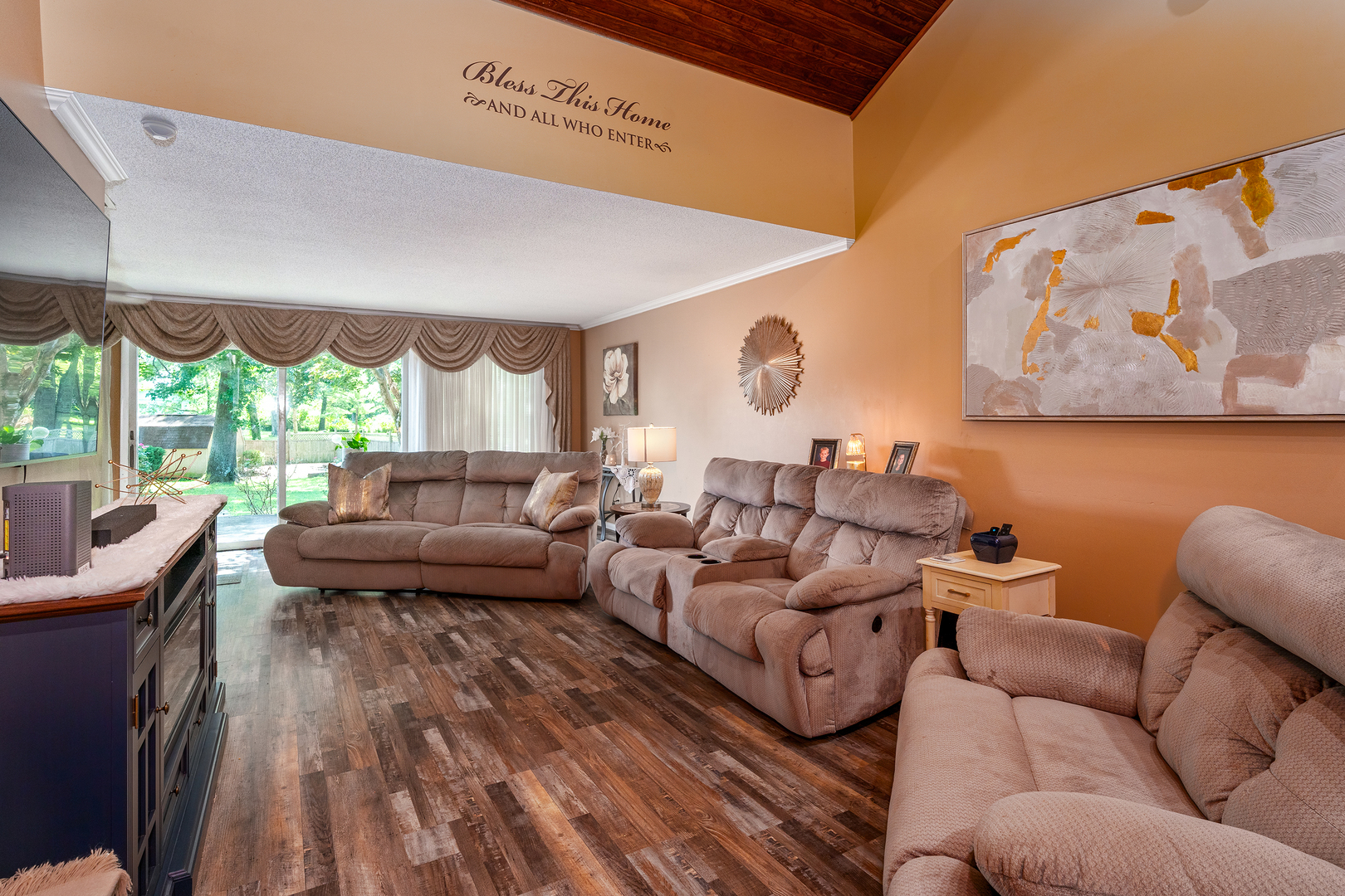 1109 Mockingbird Lane Property Photo 9
