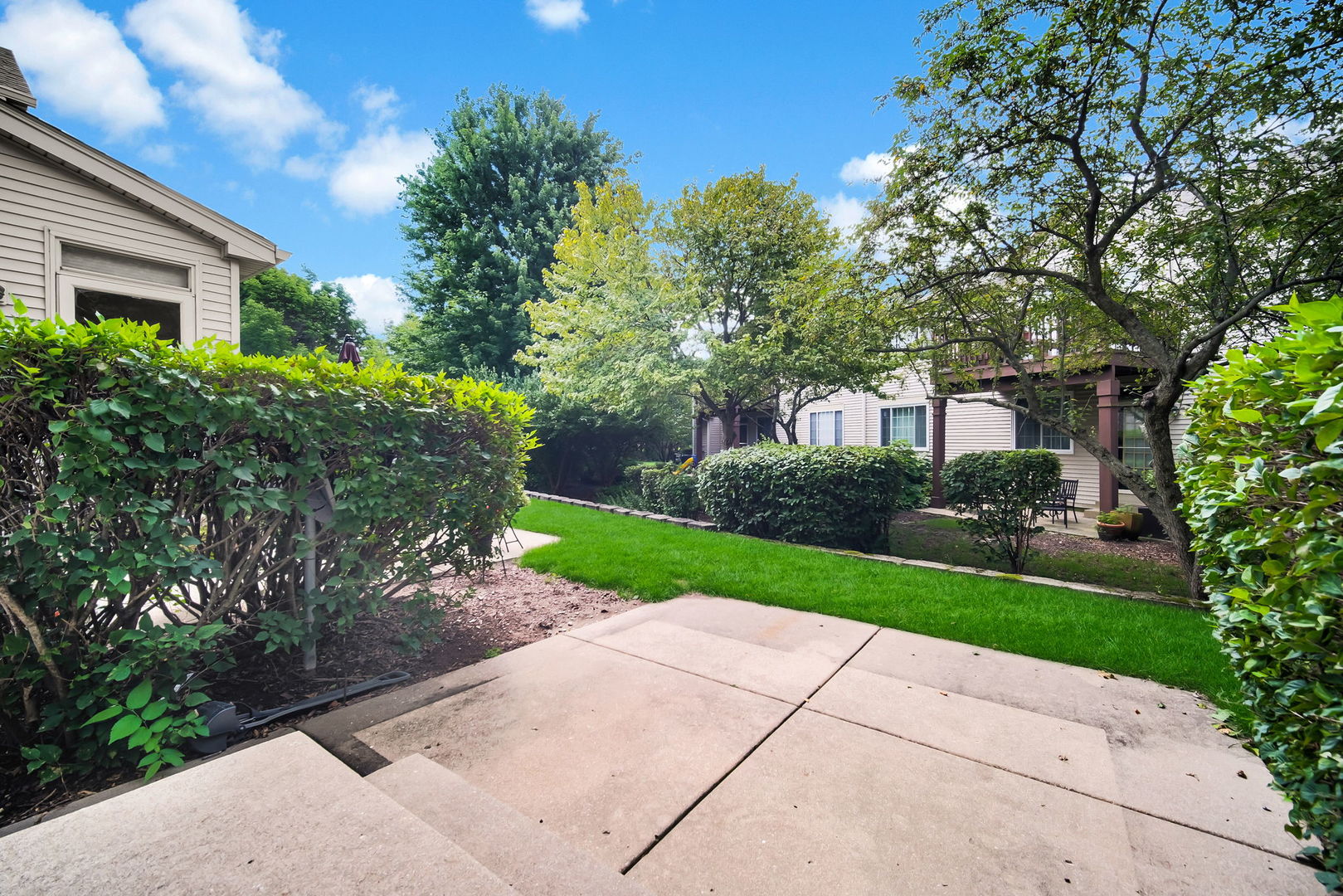 2451 Stonegate Road Property Photo 24