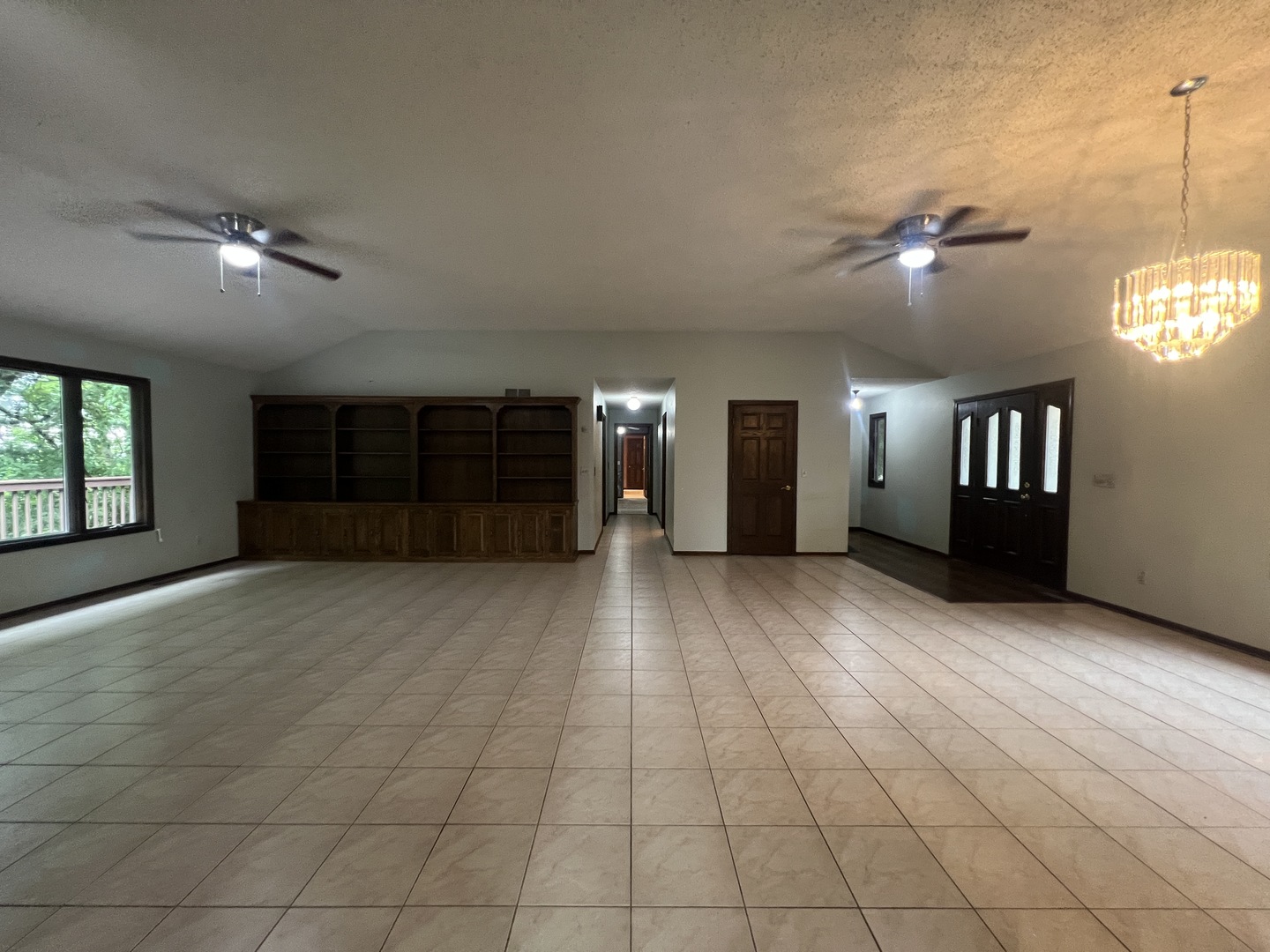 24535 W Woodridge Way Property Photo 13
