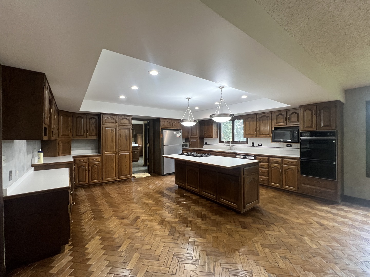 24535 W Woodridge Way Property Photo 14