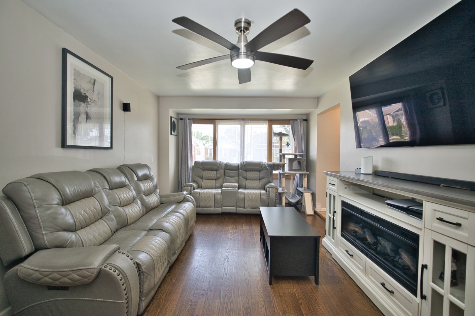 3509 W 73rd Place Property Photo 8