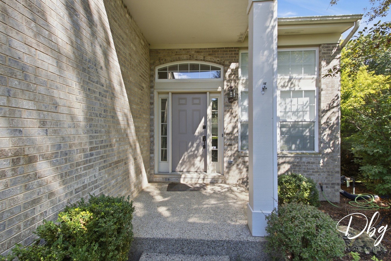 526 Middlebury Drive Property Photo 2