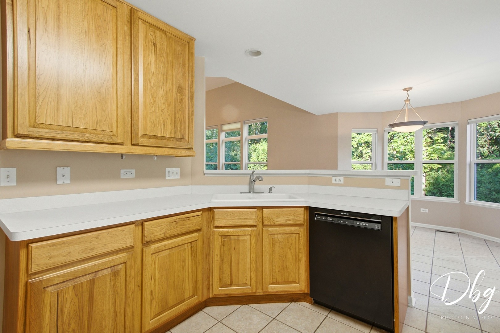526 Middlebury Drive Property Photo 20