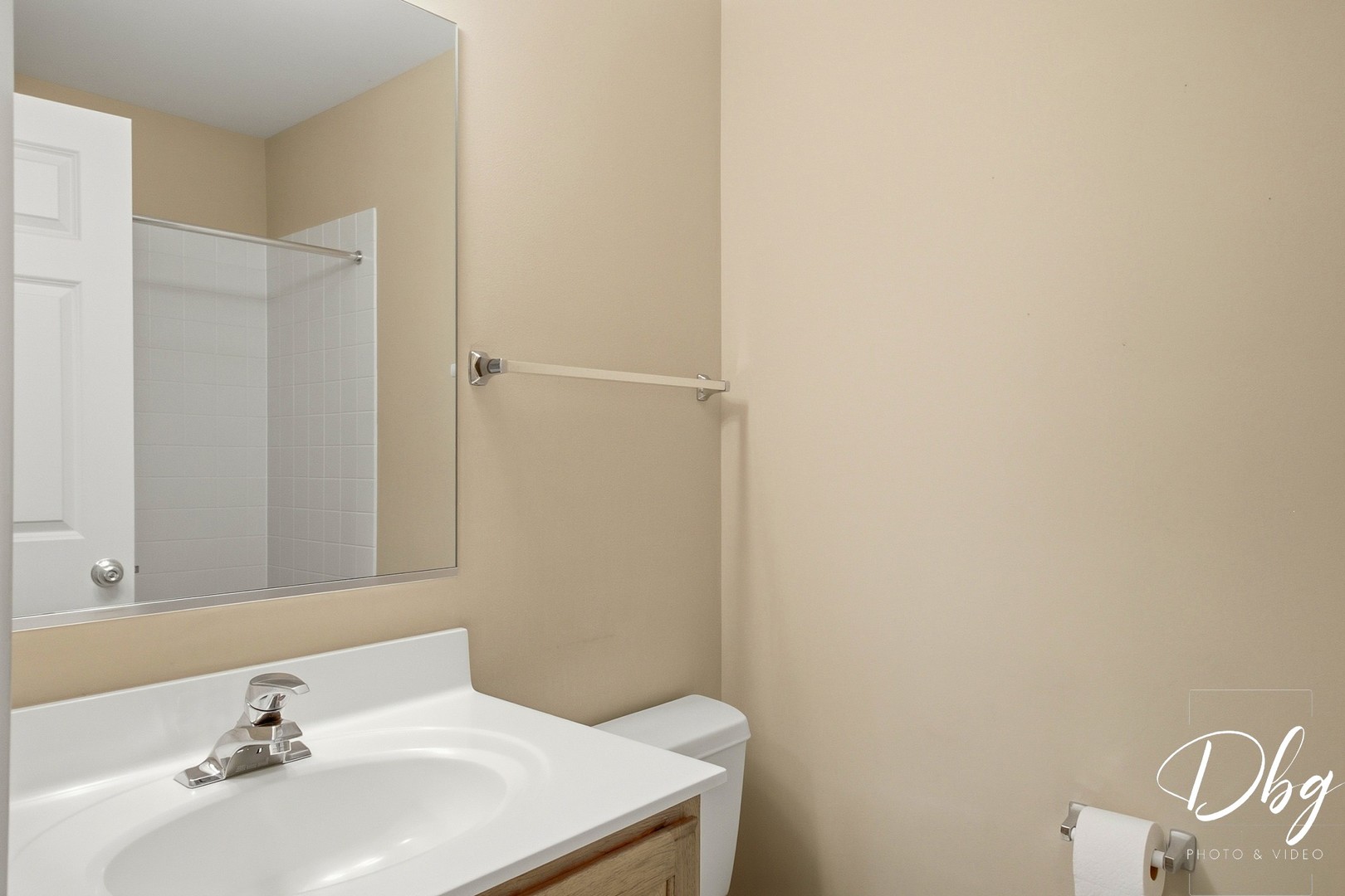 526 Middlebury Drive Property Photo 33