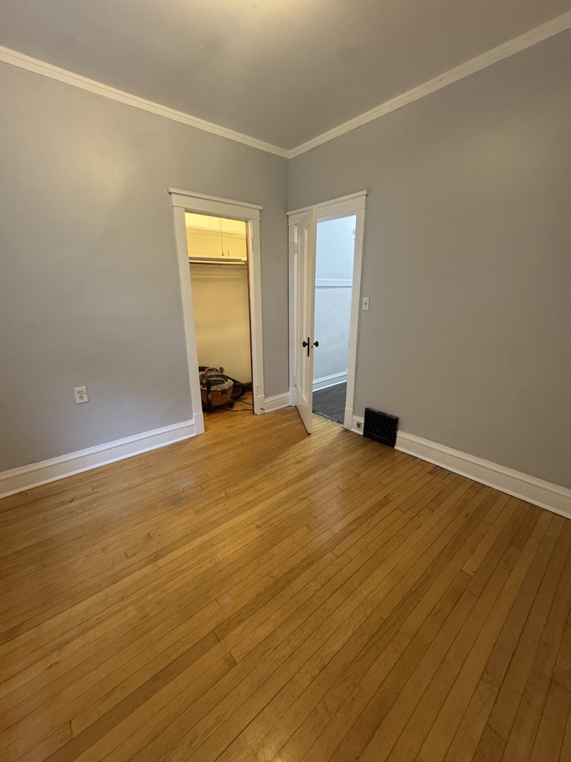 3008 W Cullom Avenue 1e Property Photo 9