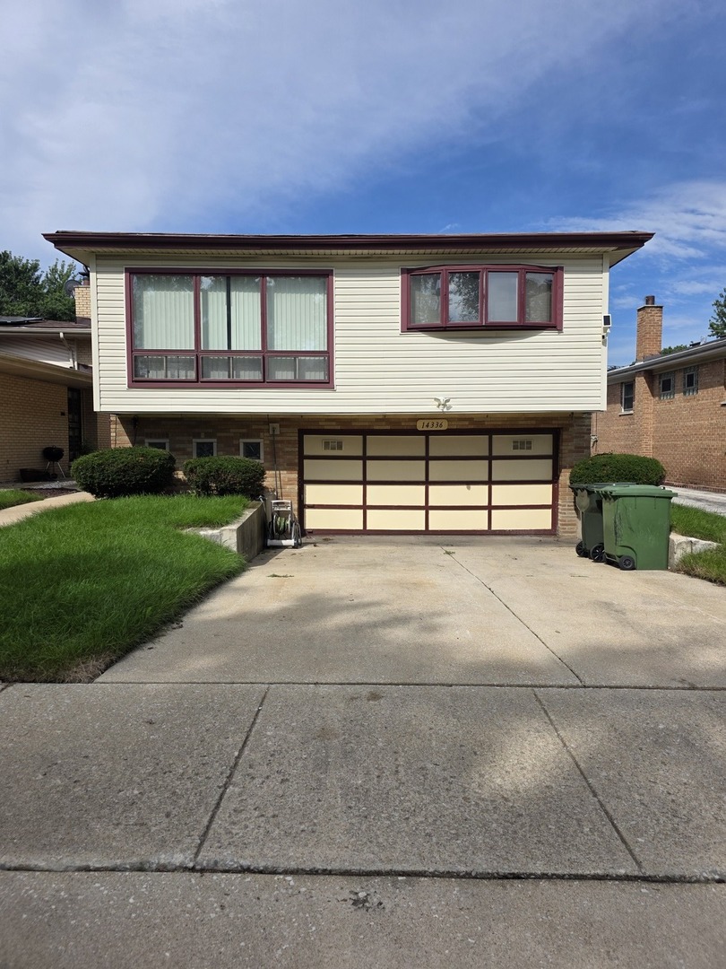 14336 Drexel Avenue Property Photo 1