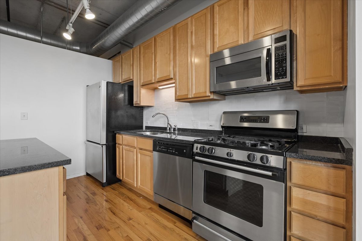 6 S Laflin Street 714 Property Photo 11
