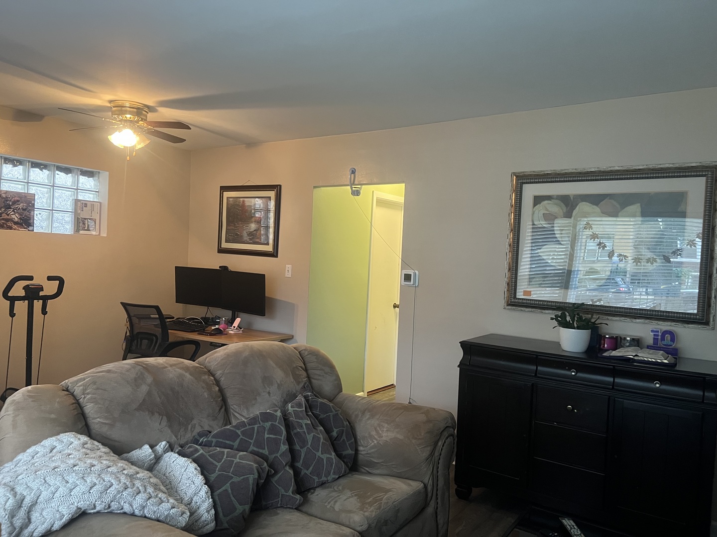 1504 N Kolin Avenue Property Photo 5